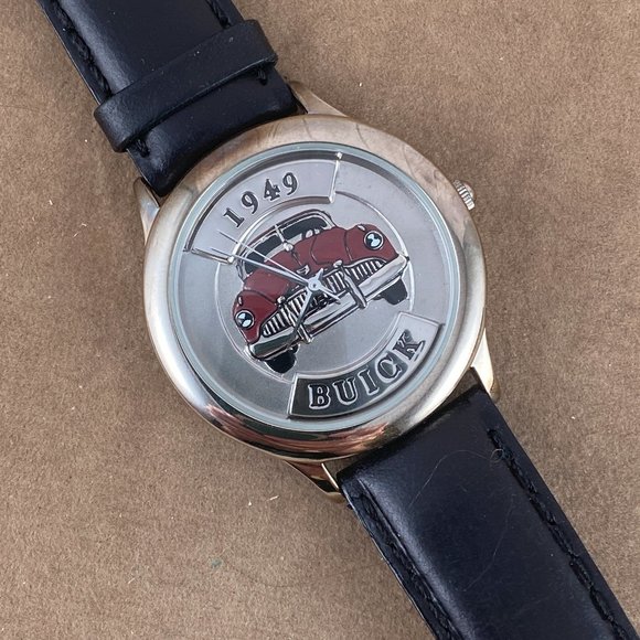 Vintage Fossil/Relic 3D 1949 Buick Red Stainless Steel Watch - Picture 3 of 10